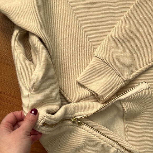 Varley Sweater - Picture 5 of 7